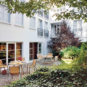 Aparthotel Adagio Paris Montmartre